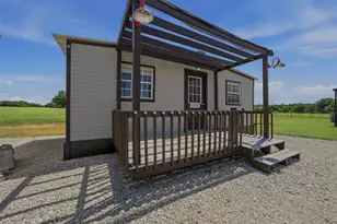 899 Bennett Rd, Millsap, TX 76066 - Photo 22