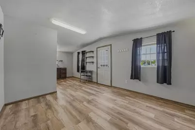 899 Bennett Road, Millsap, TX 76066 - Photo 24