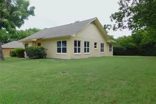 428 Fulton St, Denton, TX 76201 - Photo 4