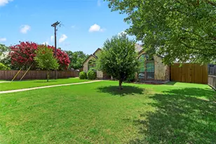 8014 Garner Rd, Rowlett, TX 75088 - Photo 4