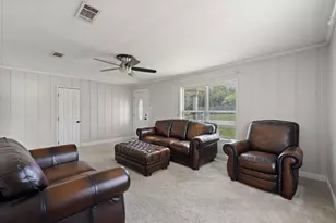 111 W Shelton St, Alvarado, TX 76009 - Photo 4