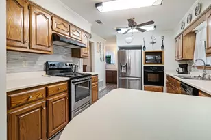203 1st St NW, Detroit, TX 75436 - Photo 8