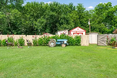 203 1st Street NW, Detroit, TX 75436 - Photo 22