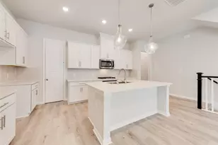 8340 Challenger Ln, Frisco, TX 75034 - Photo 12