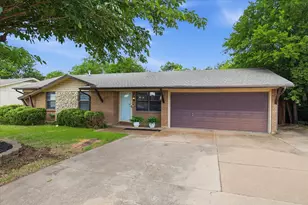 5909 Gayle Dr, Watauga, TX 76148 - Photo 1