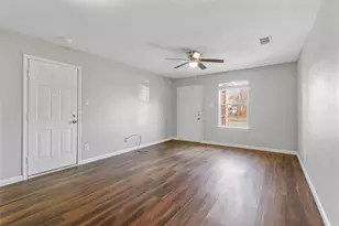 1716 Manor Garden, Greenville, TX 75401 - Photo 8