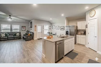 713 Breckenridge Park Drive, Alvarado, TX 76009 - Photo 6
