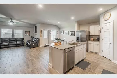 713 Breckenridge Park Drive, Alvarado, TX 76009 - Photo 6