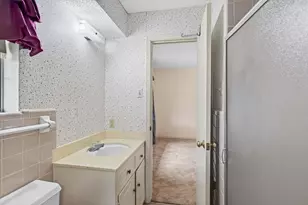 2210 Babalos Ln, Dallas, TX 75228 - Photo 14