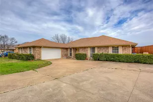 4804 Edgewater Dr, Rowlett, TX 75088 - Photo 1