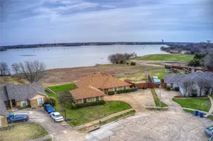4804 Edgewater Dr, Rowlett, TX 75088 - Photo 2