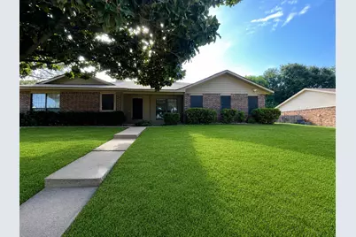 2916 Kathleen Lane, Euless, TX 76039 - Photo 1
