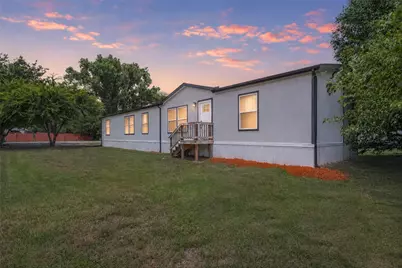 4009 Diann Drive, Granbury, TX 76049 - Photo 2