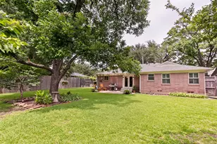 306 S Lois Ln, Richardson, TX 75081 - Photo 18