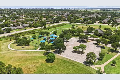 2117 Via Estrada, Carrollton, TX 75006 - Photo 38