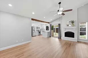 2117 Via Estrada, Carrollton, TX 75006 - Photo 8