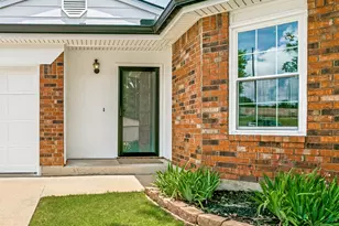 5917 Santa Fe Dr, Arlington, TX 76017 - Photo 2