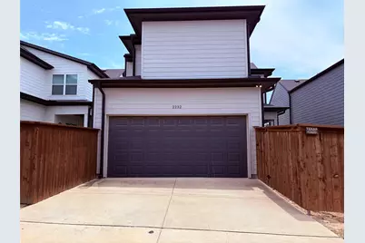 2232 Scenic Bluff Drive, Fort Worth, TX 76111 - Photo 24