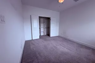2232 Scenic Bluff Dr, Fort Worth, TX 76111 - Photo 16