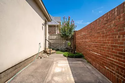12 Park Row Court, Pantego, TX 76013 - Photo 36