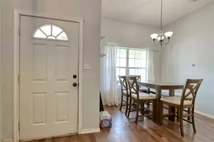 108 Wolf Ln, Lacy Lakeview, TX 76705 - Photo 6