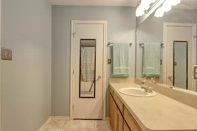 108 Wolf Lane, Lacy Lakeview, TX 76705 - Photo 28