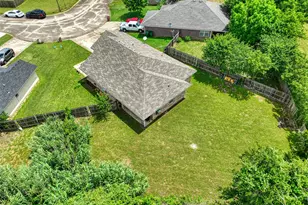 108 Wolf Ln, Lacy Lakeview, TX 76705 - Photo 38