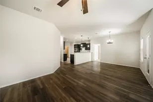 552 Indian Hill Dr, Oak Point, TX 75068 - Photo 10