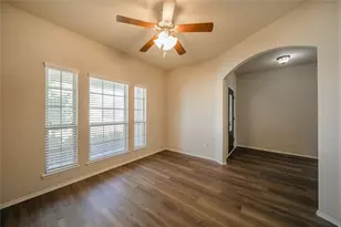 552 Indian Hill Dr, Oak Point, TX 75068 - Photo 2