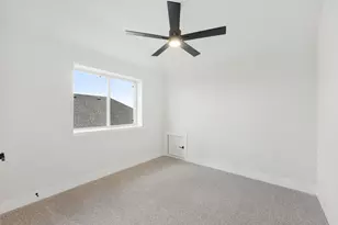 820 Condor St, Joshua, TX 76058 - Photo 26
