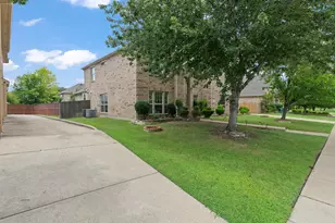 408 Cave River Dr, Murphy, TX 75094 - Photo 2