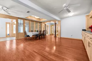 8248 Meadowbrook Dr, Fort Worth, TX 76120 - Photo 10