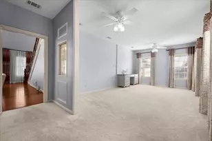 8248 Meadowbrook Dr, Fort Worth, TX 76120 - Photo 20