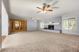 8248 Meadowbrook Dr, Fort Worth, TX 76120 - Photo 14