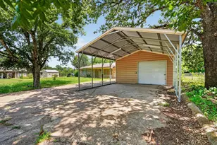 387 Avenue D, Point, TX 75472 - Photo 34