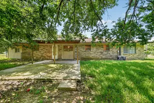 387 Avenue D, Point, TX 75472 - Photo 28