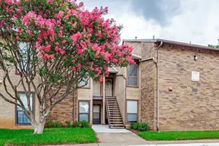 1109 Calico Ln, Arlington, TX 76011 - Photo 1