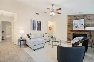 1109 Calico Ln, Arlington, TX 76011 - Photo 4