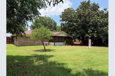 114 Chaparral Drive, Graham, TX 76450 - Photo 2