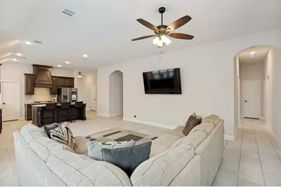 126 Martinique Drive, Lancaster, TX 75146 - Photo 8