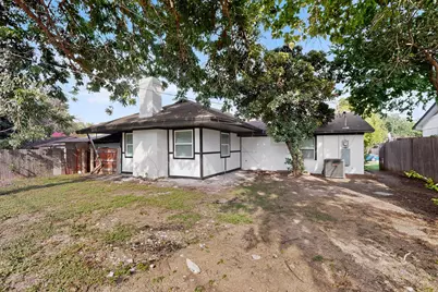 1918 Proctor Drive, Grand Prairie, TX 75051 - Photo 36