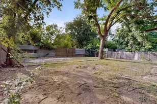 1918 Proctor Dr, Grand Prairie, TX 75051 - Photo 38