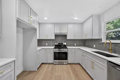 4750 Cockrell Avenue, Fort Worth, TX 76133 - Photo 8