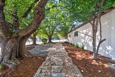 4750 Cockrell Avenue, Fort Worth, TX 76133 - Photo 28