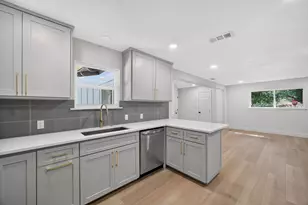 4750 Cockrell Ave, Fort Worth, TX 76133 - Photo 12