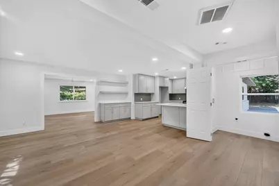 4750 Cockrell Avenue, Fort Worth, TX 76133 - Photo 14