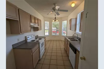 6367 Stonewater Bend Trail, Fort Worth, TX 76179 - Photo 4