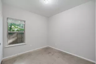 103 Del Rio Ave, Benbrook, TX 76126 - Photo 24