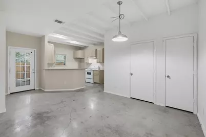 103 Del Rio Avenue, Benbrook, TX 76126 - Photo 10