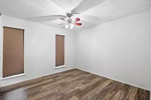 2304 Greenwood Cir, Carrollton, TX 75006 - Photo 18